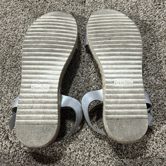 Women’s open toe ankle strap platform wedge sandals - Picture 9 of 11